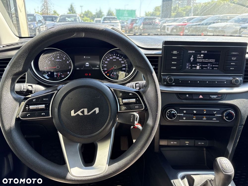 Kia Ceed - 13