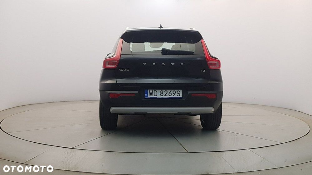 Volvo XC 40 - 6