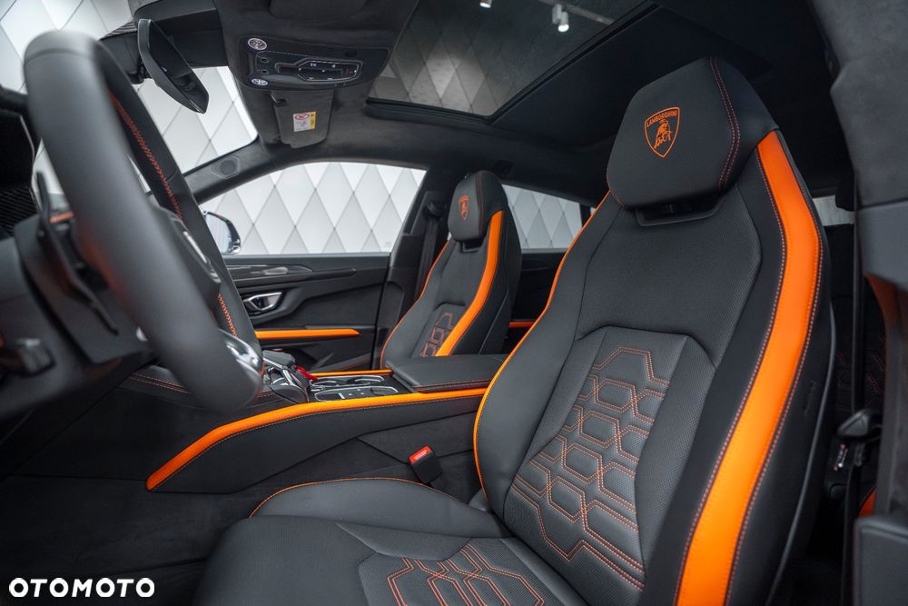 Lamborghini Urus - 15
