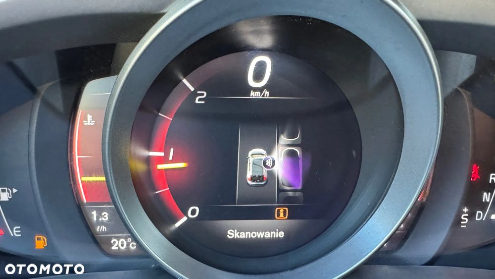 Volvo V40 D3 Geartronic RDesign - 37