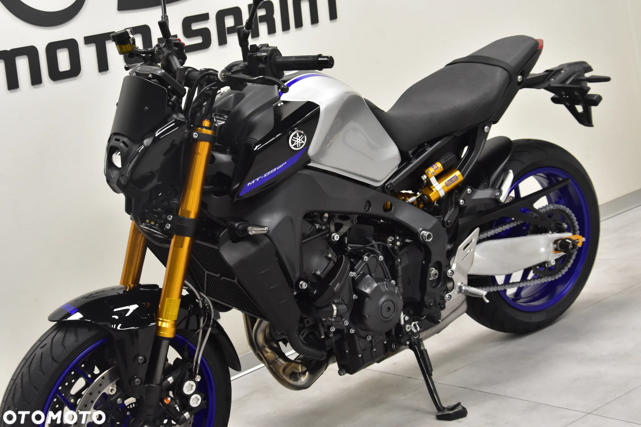 Yamaha MT - 9