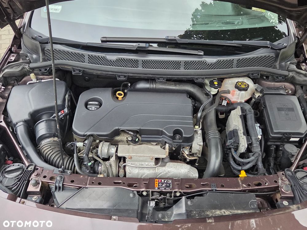 Opel Astra V 1.4 T Elite S&S - 28
