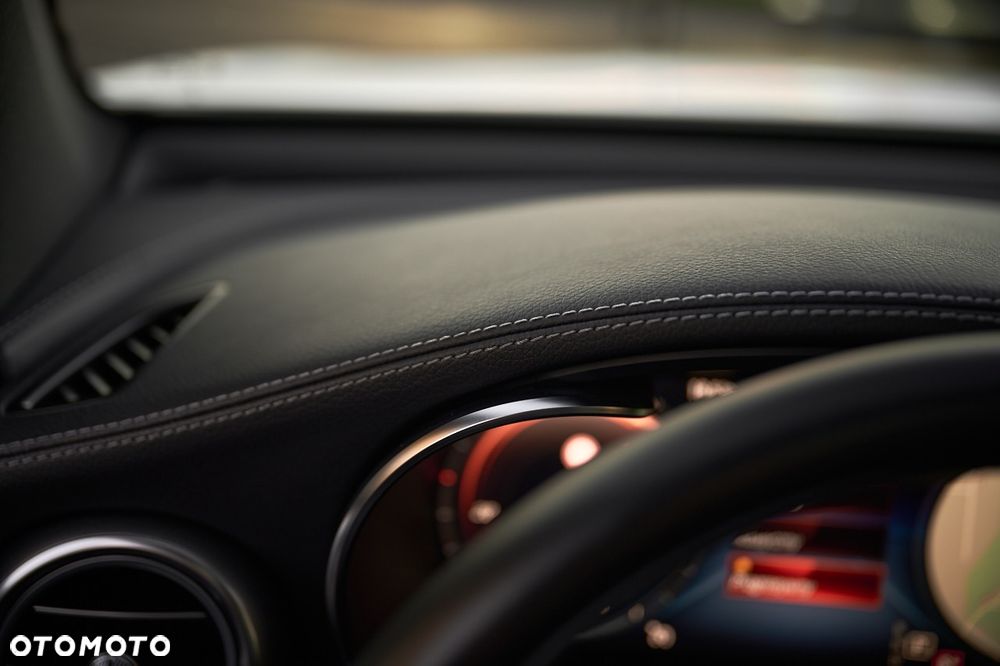 Mercedes-Benz GLC 220 d 4-Matic - 32