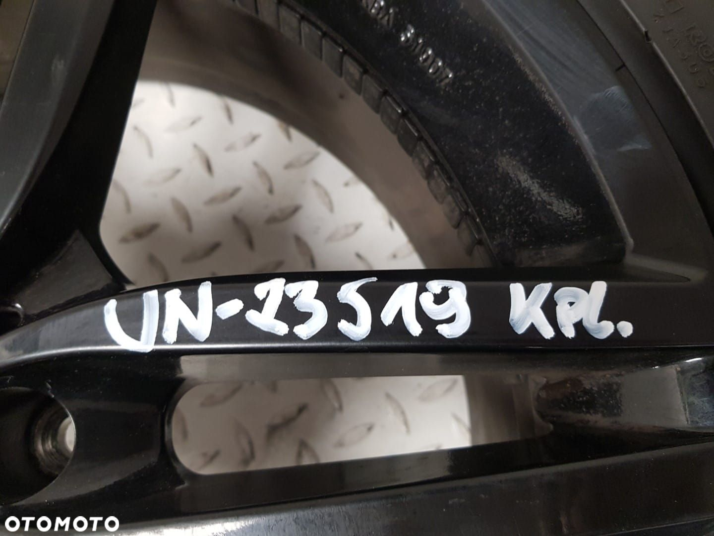ŁADNY KOMPLET 4x KOŁA ALUFELGI ALUFELGA BMW X3 M40 ZIMOWE MICHELIN 255 45 19 8J 5x112 ET 30 - 14