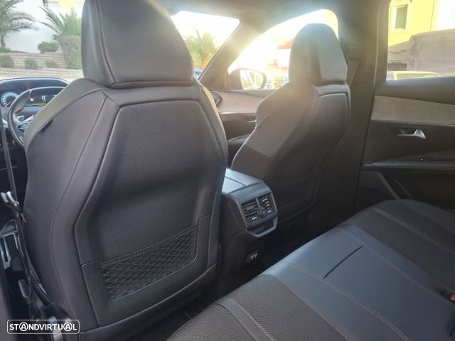 Peugeot 3008 225 e-EAT8 GT - 34