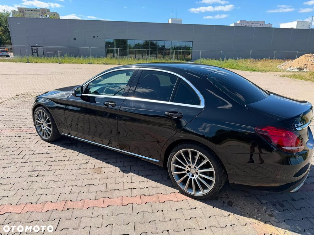 Mercedes-Benz Klasa C 180 9G-TRONIC - 17