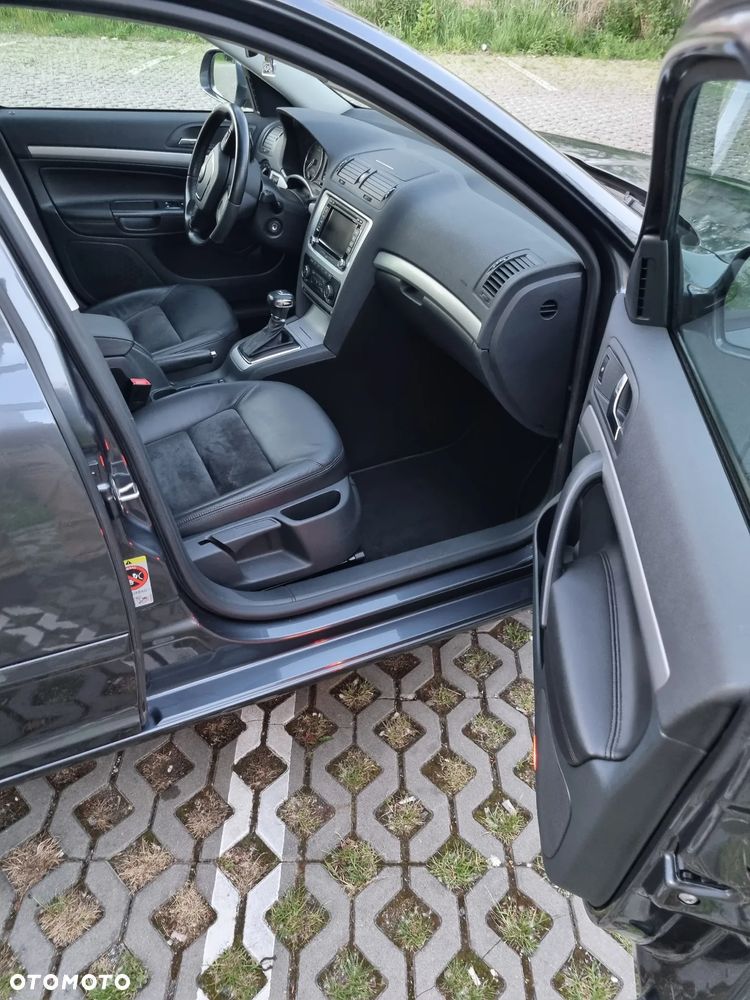 Skoda Octavia 1.8 TSI Elegance DSG - 11