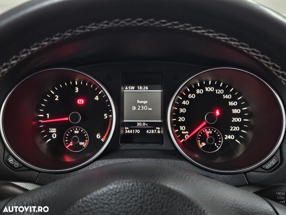 Volkswagen Golf 2.0 TDI DPF 4Motion Highline - 15