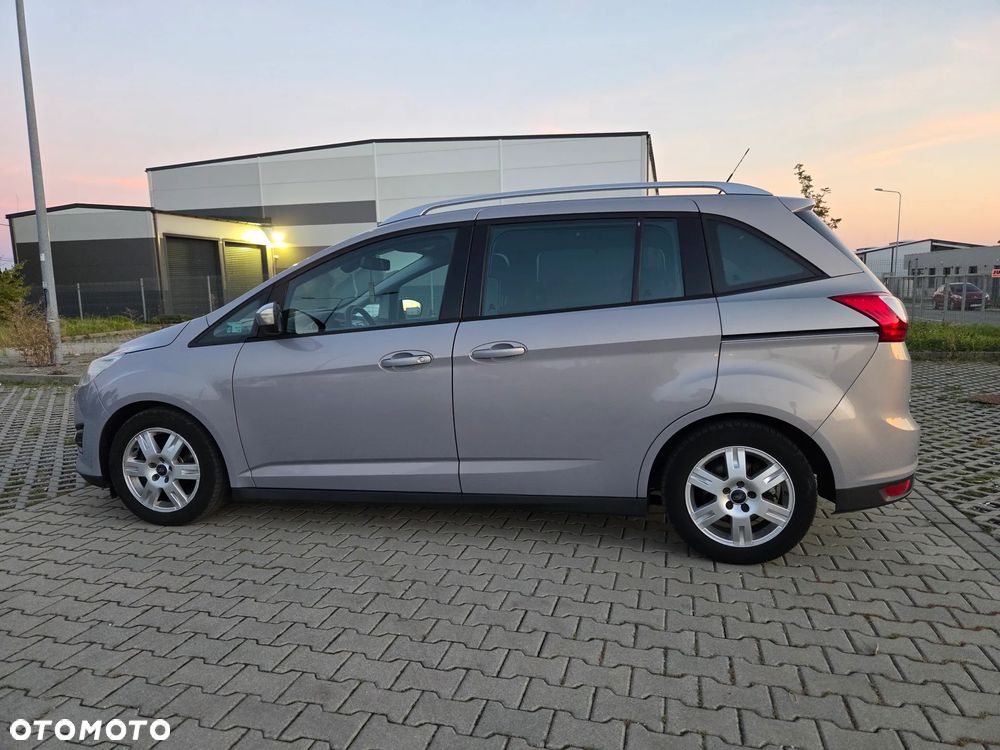 Ford Grand C-MAX - 6