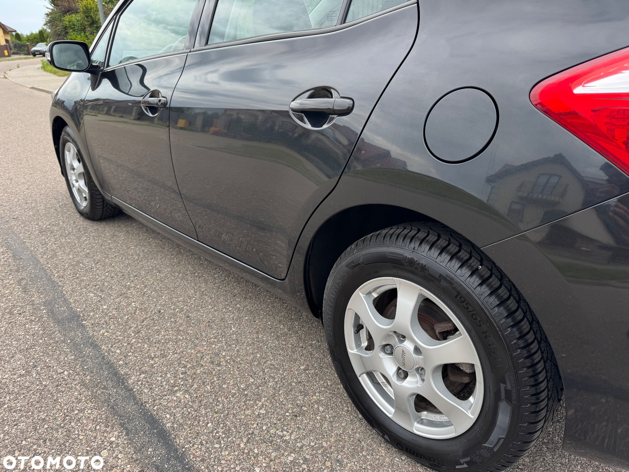 Toyota Auris 1.33 VVT-i Terra Start - 14