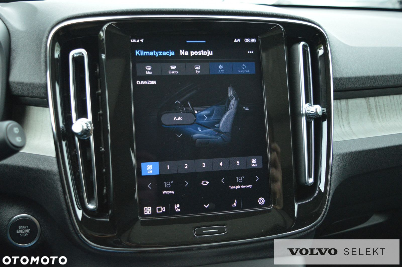 Volvo XC 40 - 22