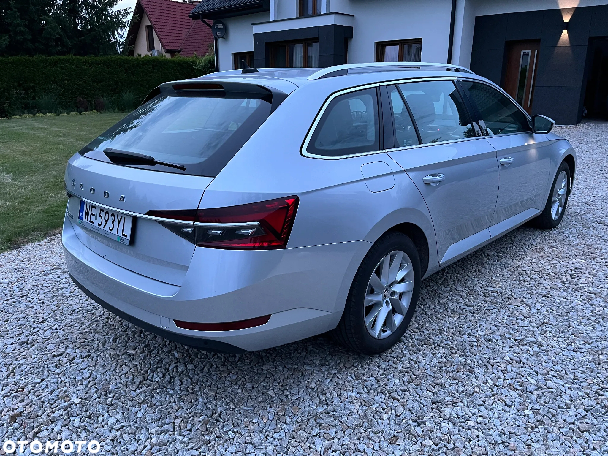 Skoda Superb 2.0 TDI SCR Ambition - 6