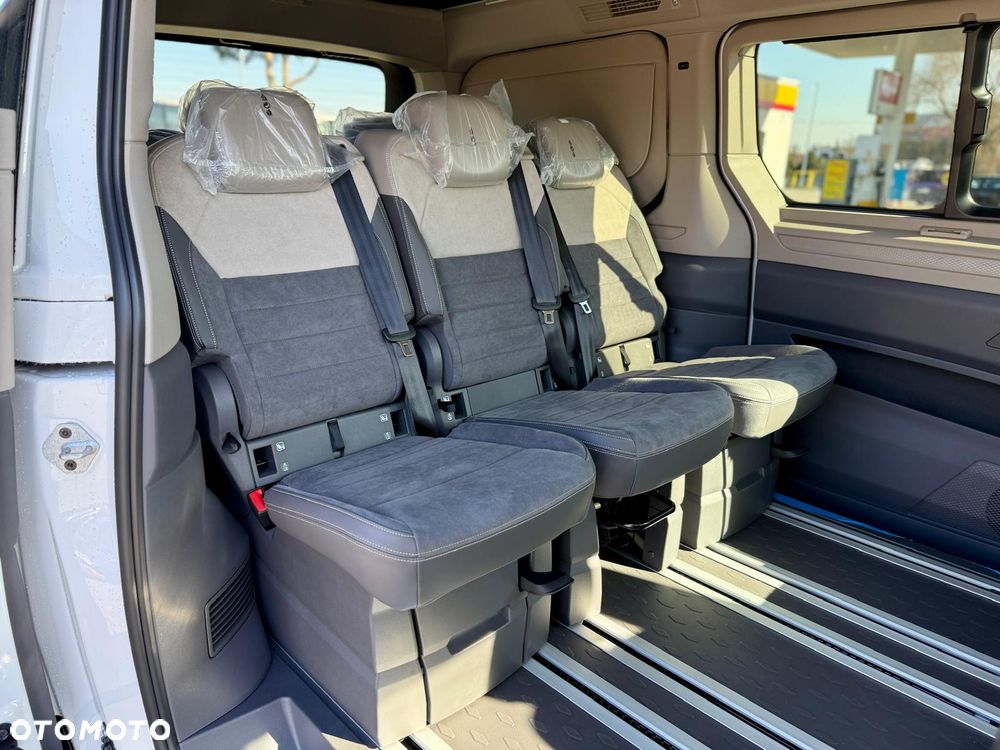 Volkswagen California - 32