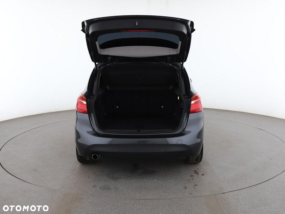 BMW Seria 2 218d - 20