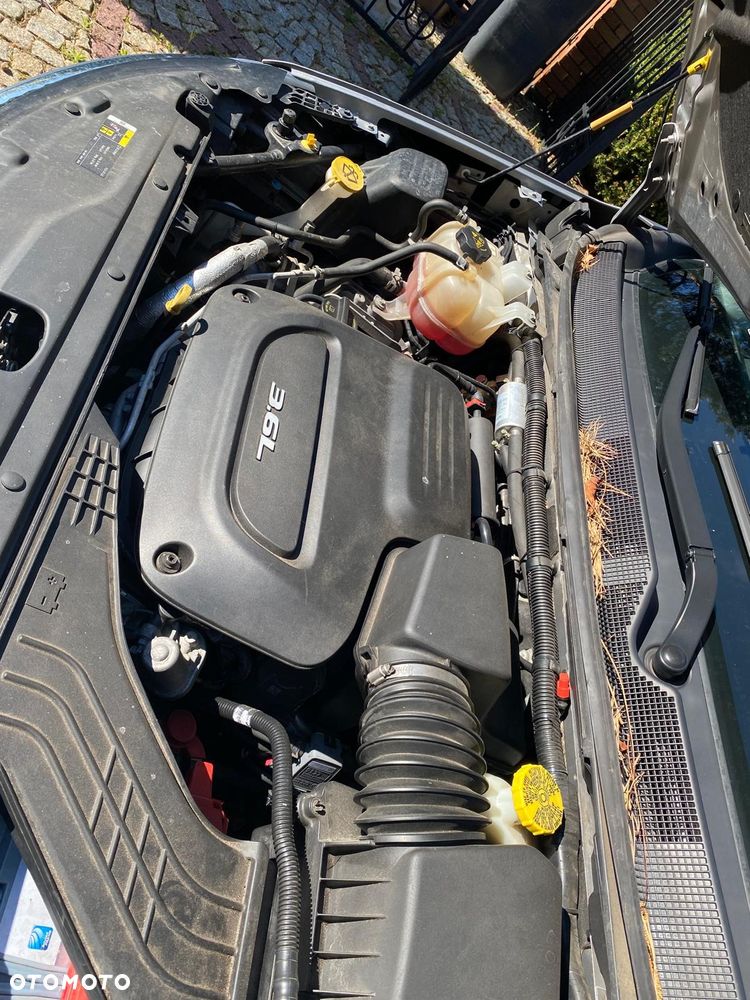 Chrysler Pacifica - 15