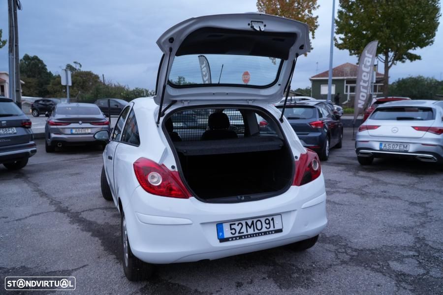 Opel Corsa 1.3 CDTi Enjoy EcoFLEX - 6