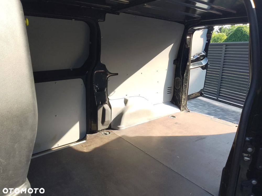 Peugeot expert asphalt L3 - 28
