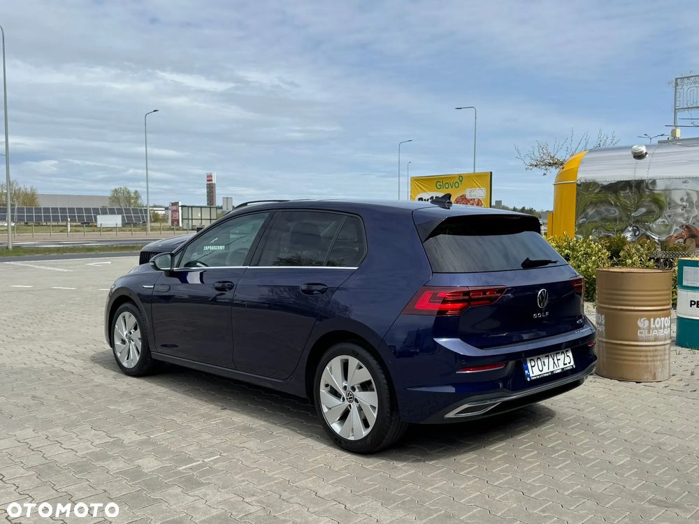 Volkswagen Golf 1.5 eTSI EVO Style DSG - 4