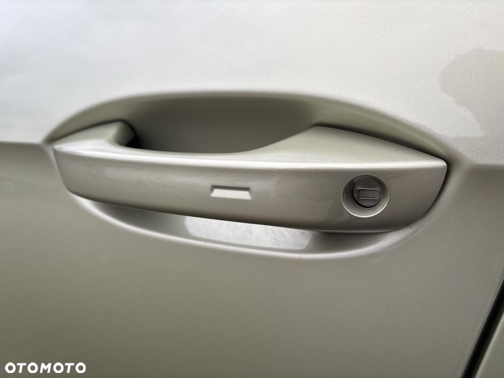 Skoda Superb 1.5 TSI L&K DSG - 21