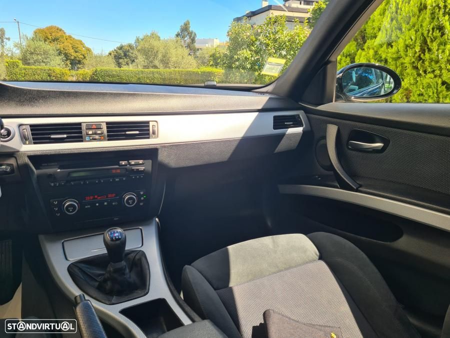 BMW 320 d Navigation - 13