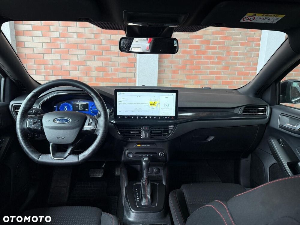 Ford Focus 1.0 EcoBoost mHEV ST-Line X - 14