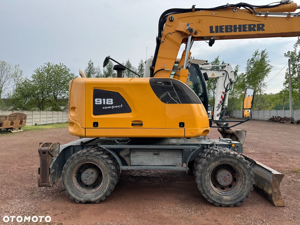 Liebherr - 12