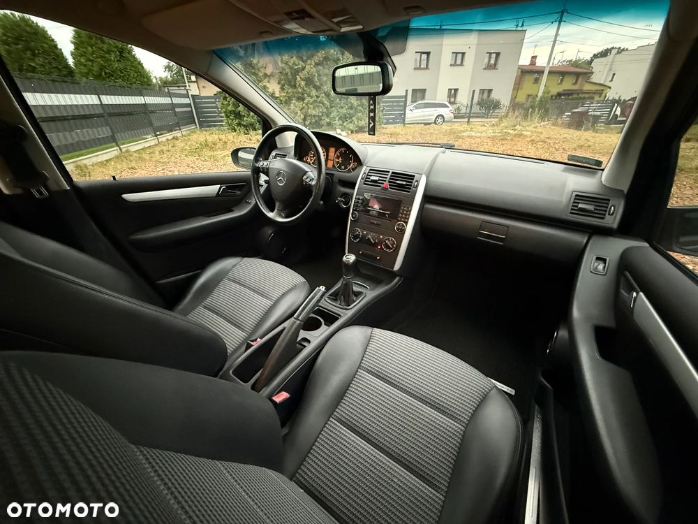 Mercedes-Benz Klasa A 170 Avantgarde - 14