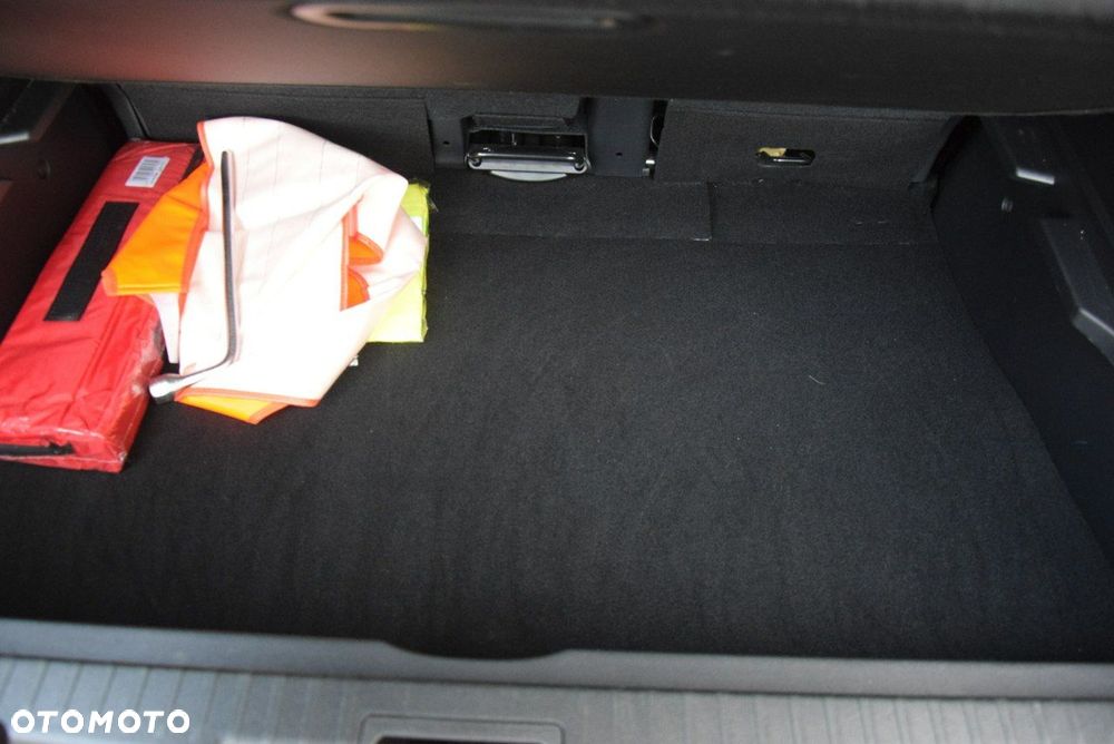 Renault Captur (ENERGY) TCe 90 INTENS - 22