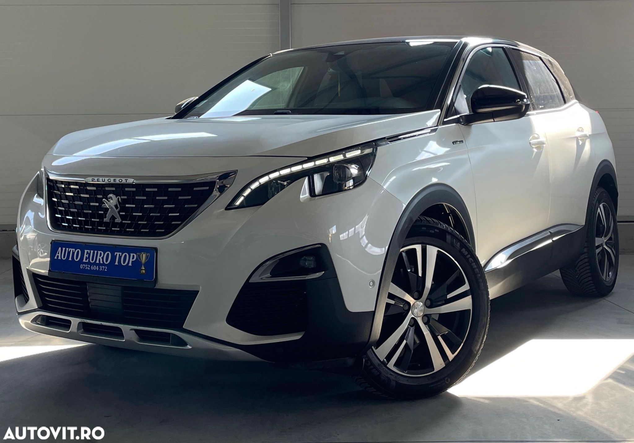 Peugeot 3008 1.2 PureTech Turbo S&S EAT6 GT-Line - 1