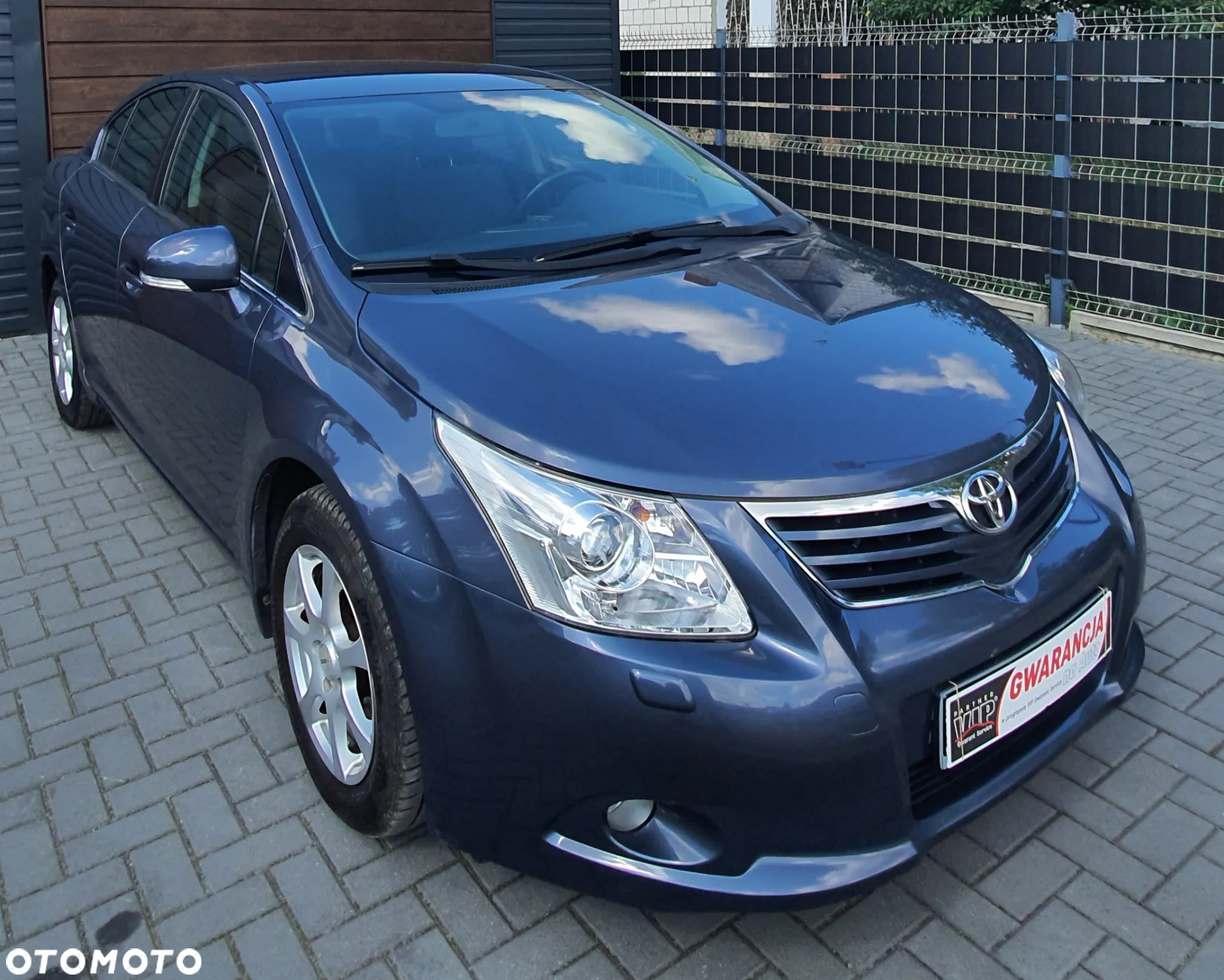 Toyota Avensis 1.8 Sol plus NAVI - 8