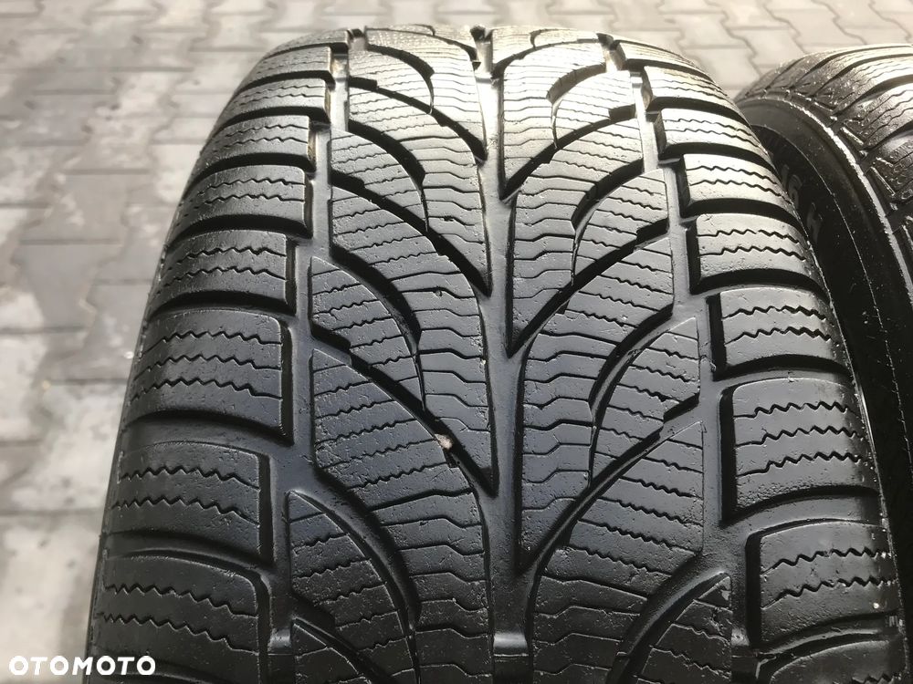 Opona Paxaro Winter 215/55R16 Zima - 1