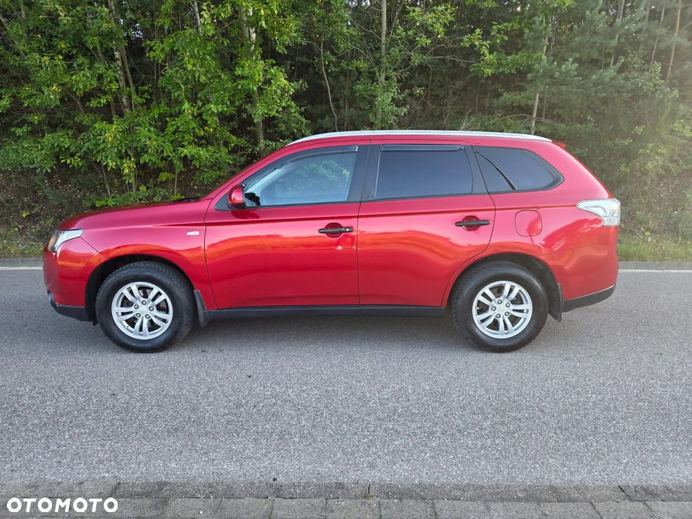 Mitsubishi Outlander 2.0 Intense + 2WD - 3