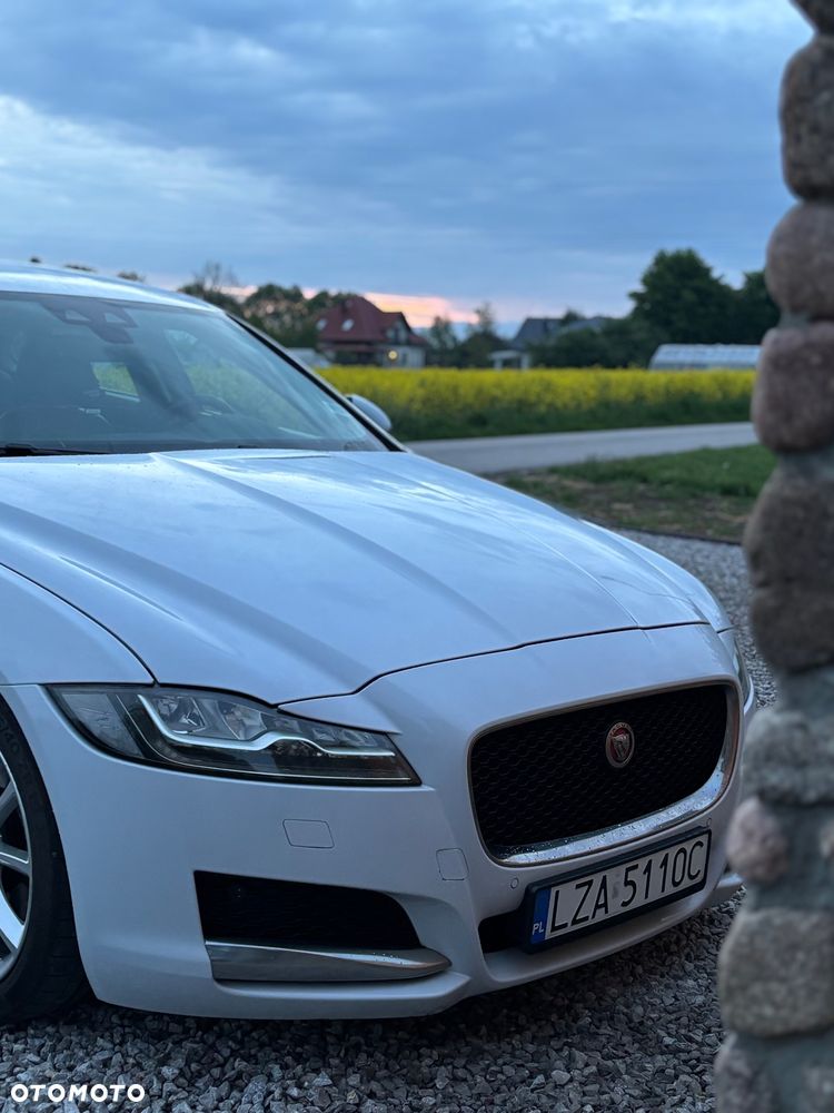 Jaguar XF 2.0 i4D Prestige - 14