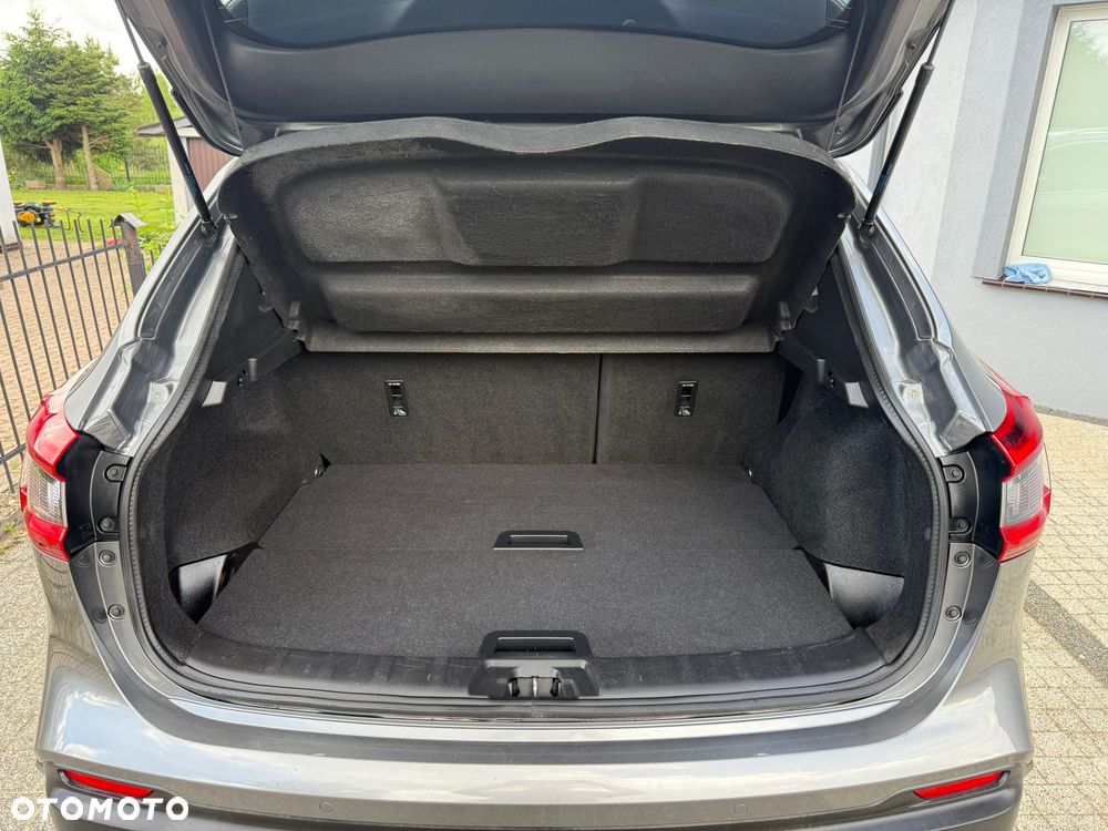 Nissan Qashqai 1.3 DIG-T Tekna+ - 25