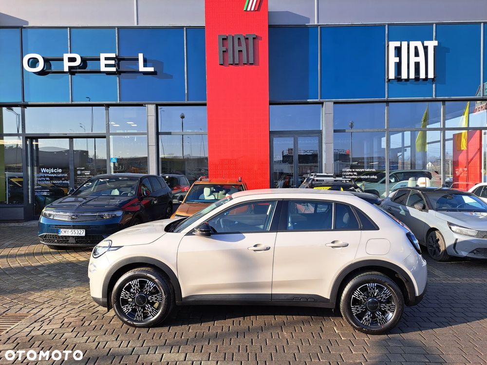 Fiat 600 1.2 Turbo Icon eDCT - 2