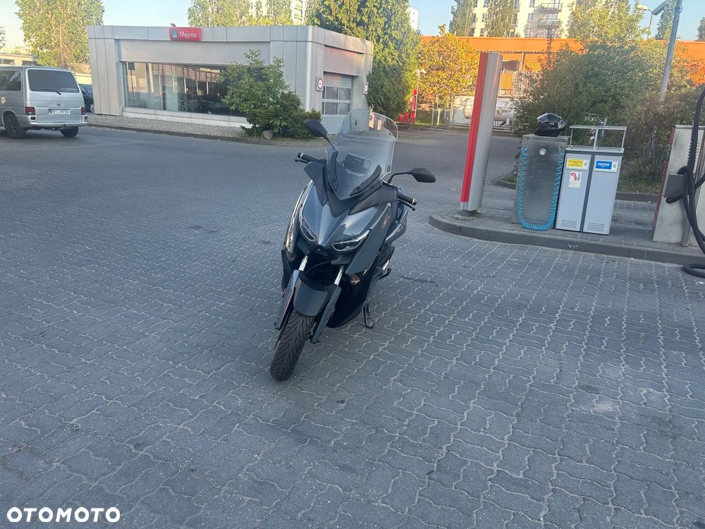 Yamaha X-max - 4