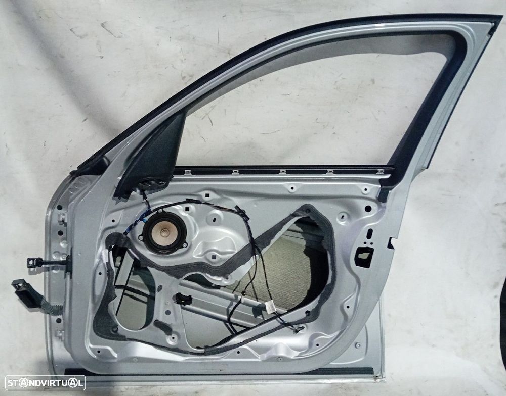 Porta frente direita BMW 1 (F20) - 4
