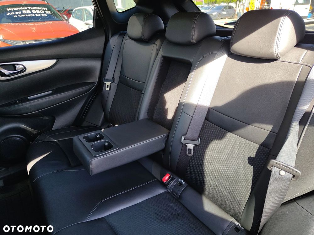 Nissan Qashqai 1.6 DIG-T Tekna - 26