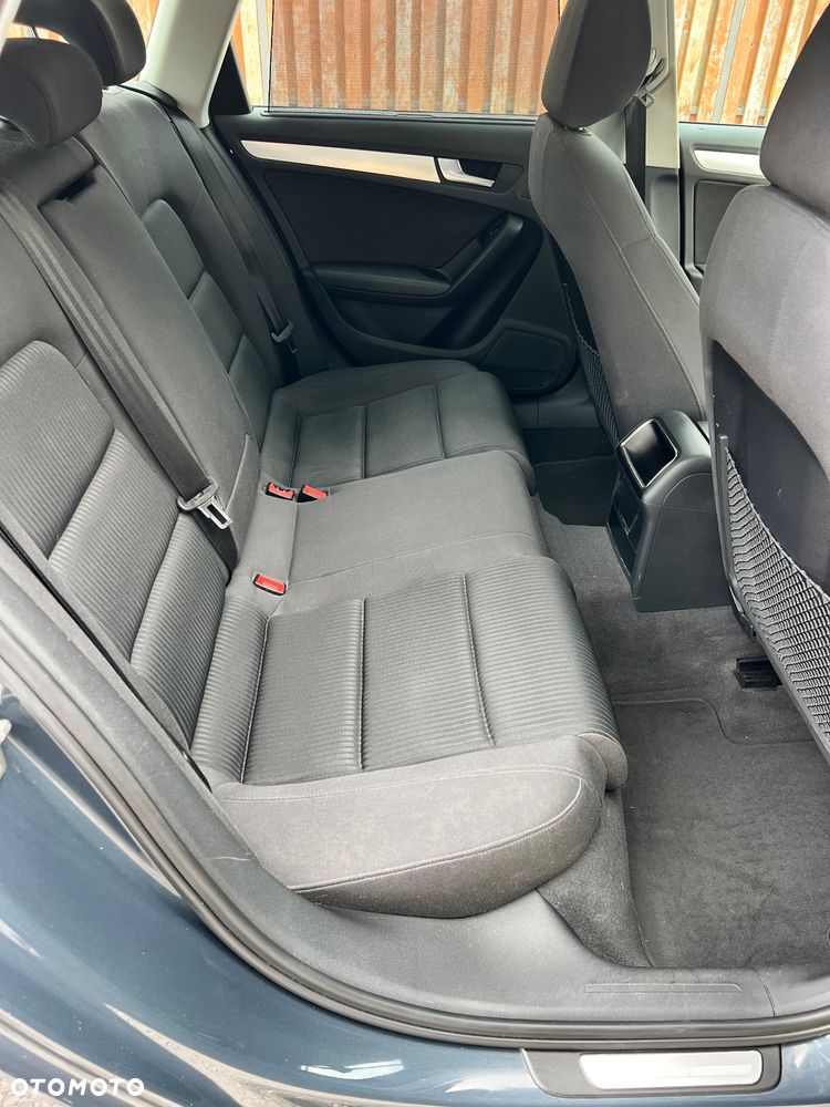 Audi A4 Avant 2.0 TDI DPF Attraction - 13