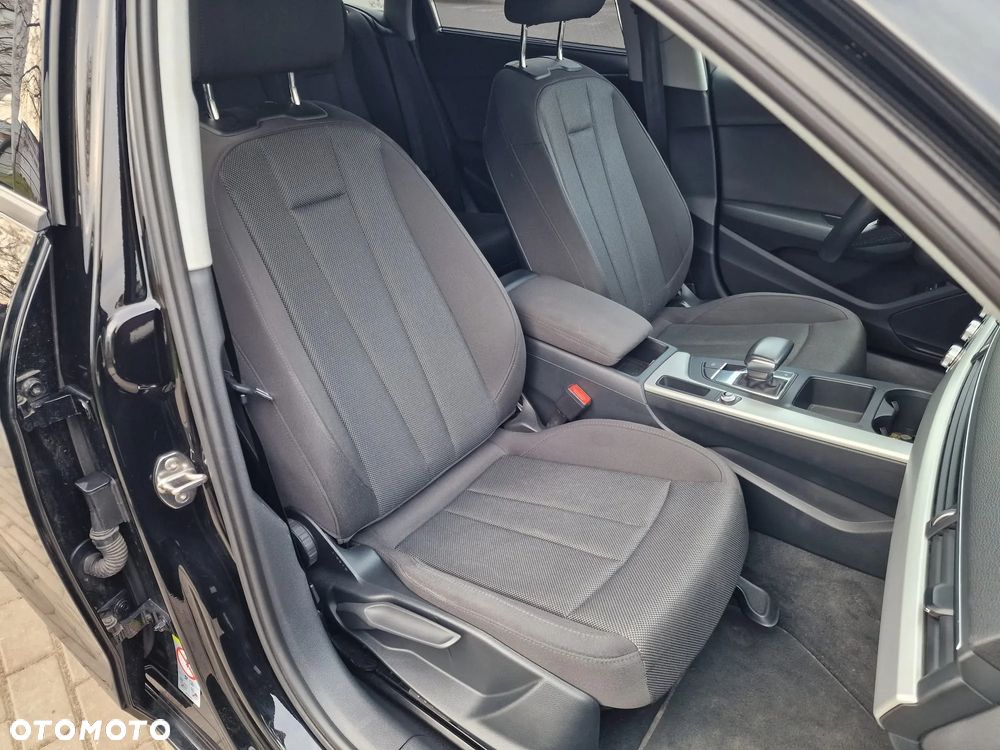 Audi A4 Avant 35 TDI S tronic - 13