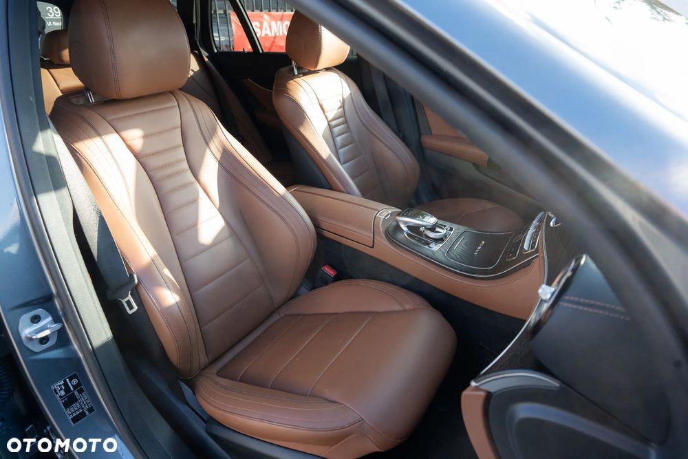 Mercedes-Benz Klasa E 300 de 9G-TRONIC AMG Line - 29