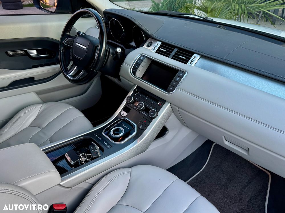 Land Rover Range Rover Evoque - 23
