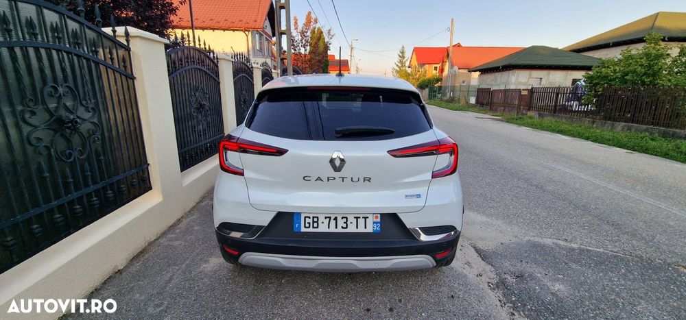 Renault Captur ver-tce-160-edc-gpf-intens - 12