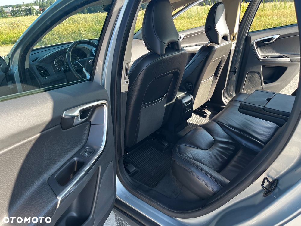 Volvo XC 60 D3 Summum - 12