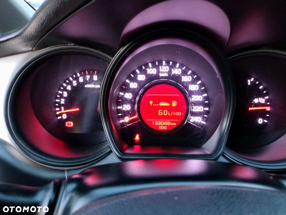 Kia Ceed - 13