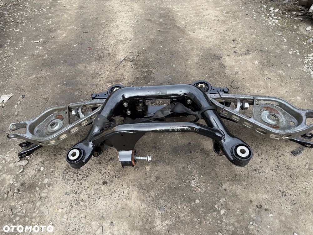 Zawieszenie tylne BMW X3 E83 - 2