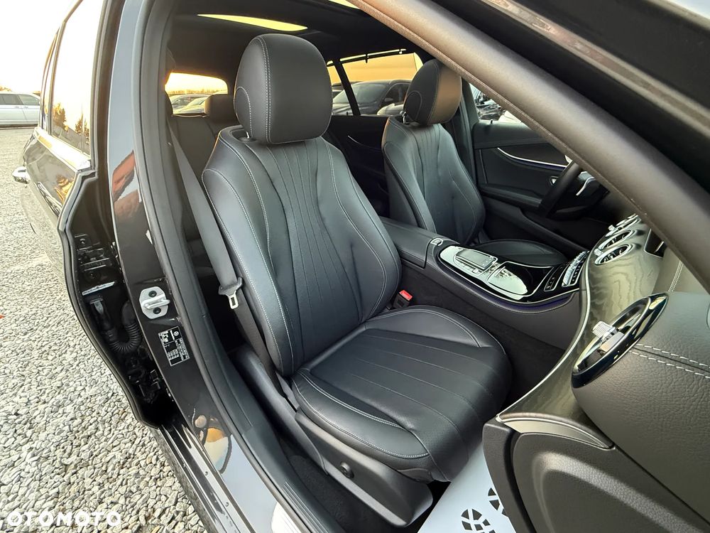 Mercedes-Benz Klasa E 300 d 9G-TRONIC AMG Line - 35