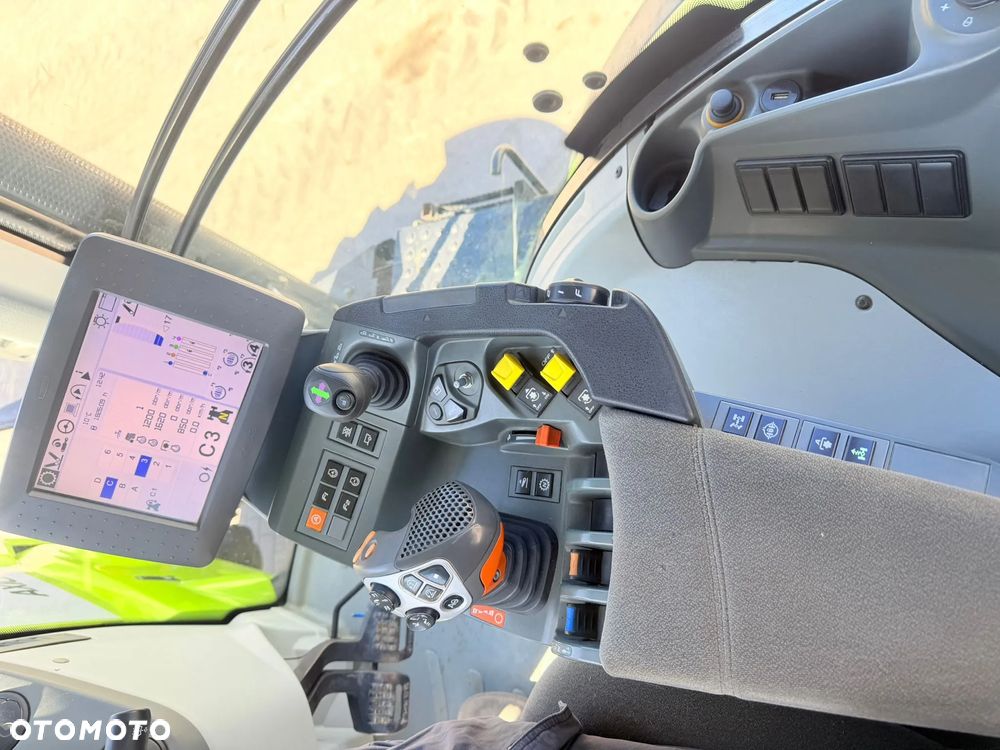 Claas Axion 830 CEBIS - 19