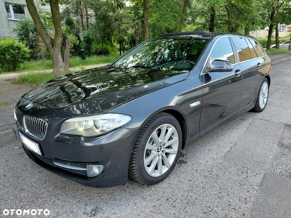 BMW Seria 5 520d Sport-Aut - 2