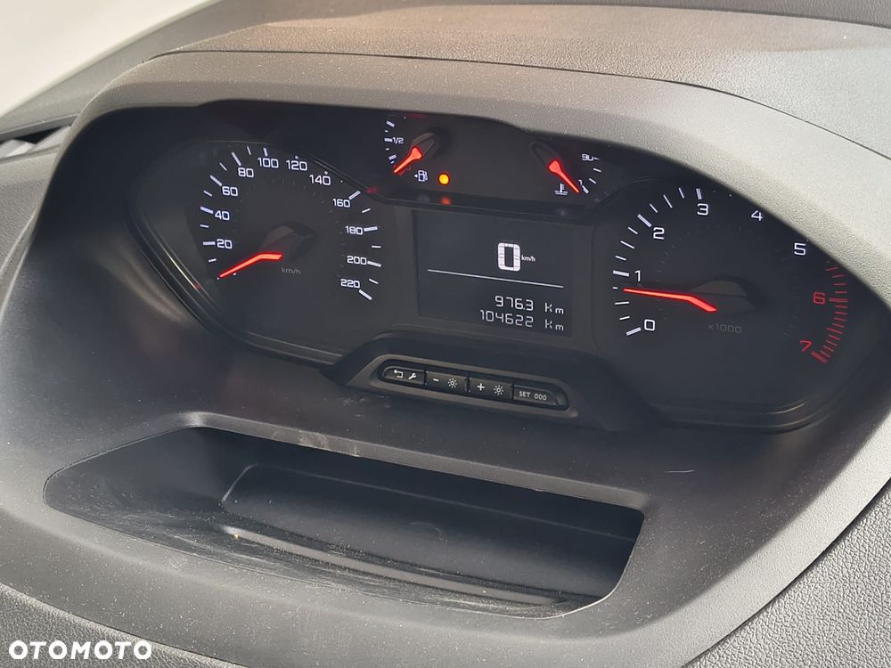 Renault EXPRESS KANGOO Dokker Partner Berlingo ProAce - 30